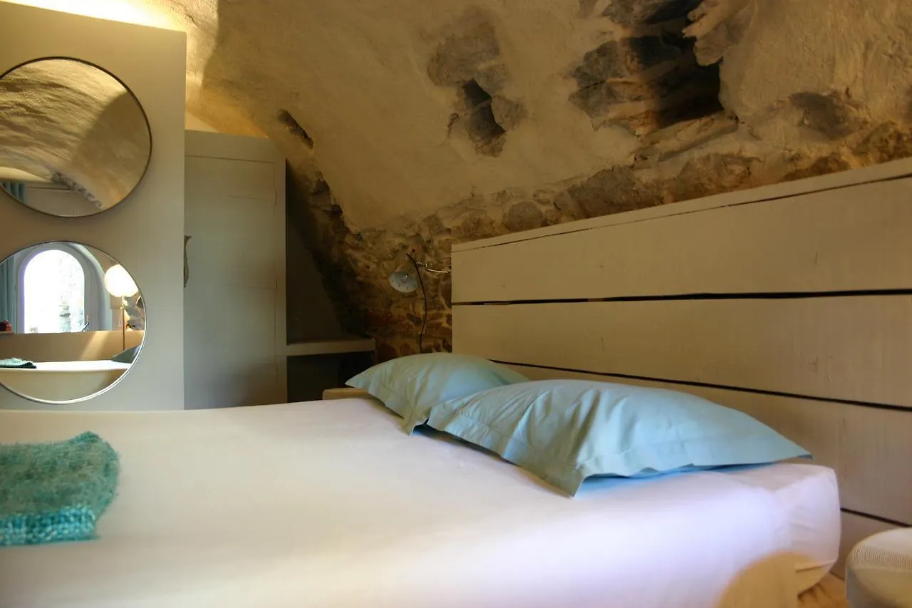 Chambre D'Hotes La Font Eygliers Bed & Breakfast